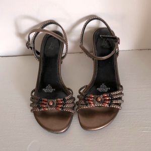 Size 6 Bronze LifeStride Sandals